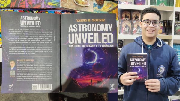 ياسين هيثم منير يصدر كتاب  "ASTRONOMY UNVEILED"
