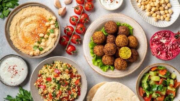 9 وصفات نباتية وصحية من الحمص 