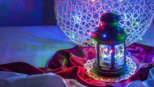 الآداب العامة لدعوة الناس إلى الإفطار
