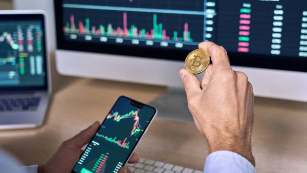 How to Invest in Stocks for Beginners with Little Money