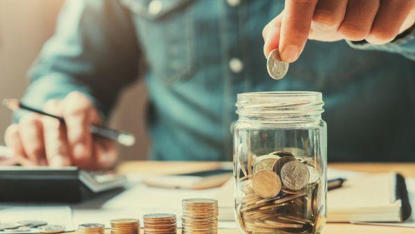 Easy Ways to Save Money Each Month