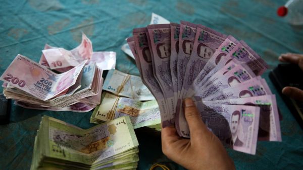 سعر الدولار اليوم في سوريا