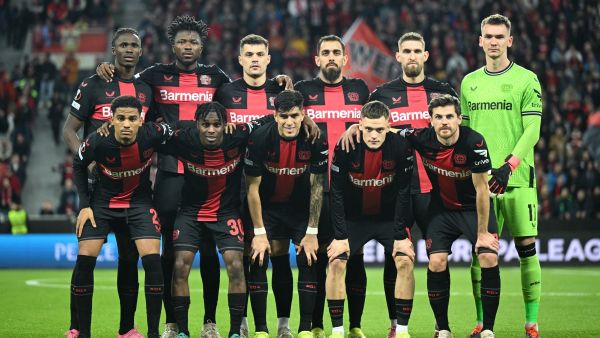فريق باير ليفركوزن (Photo by INA FASSBENDER / AFP)
