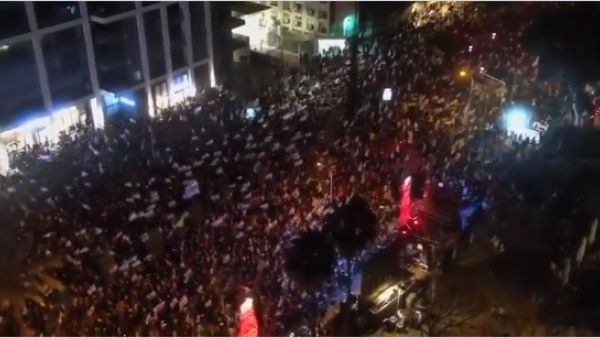 مظاهرات حاشدة في تل أبيب