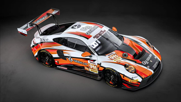 Absolute Racing تدخل بورش في سباق سيبانغ لمدة ١٢ ساعة بالتعاون مع GEEKVP