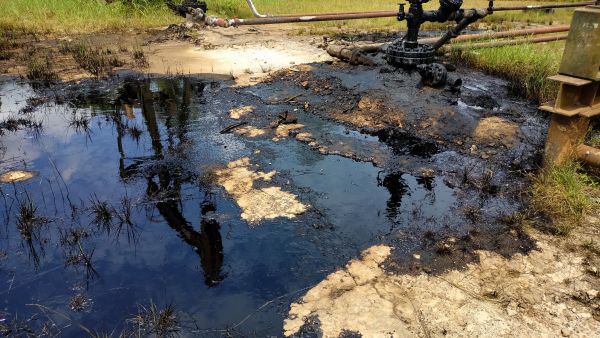 Oil leakage to water