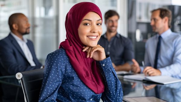 آيات قرآنية عن العمل