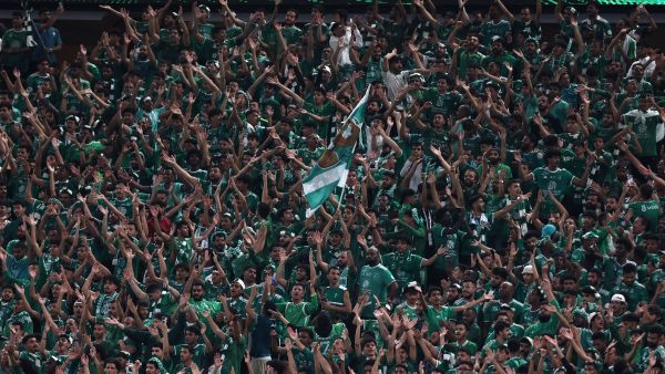 الأهلي يستضيف اتحاد جدة اليوم (Photo by AFP)