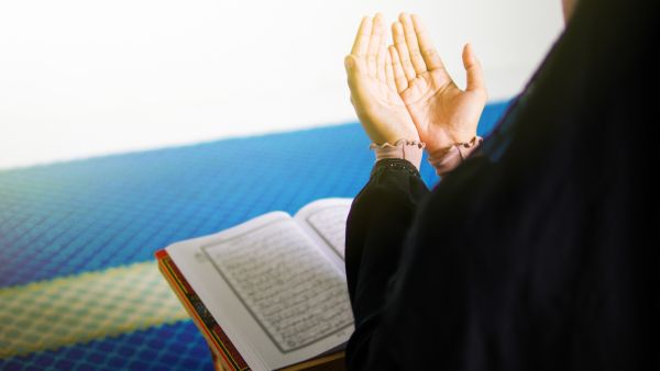 الدعاء للميت في عيد الفطر الدعاء للميت في عيد الفطر