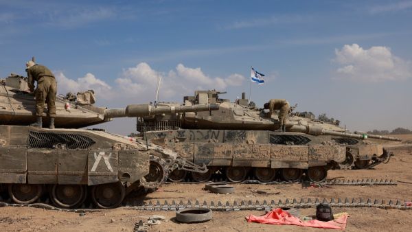 Israeli tanks