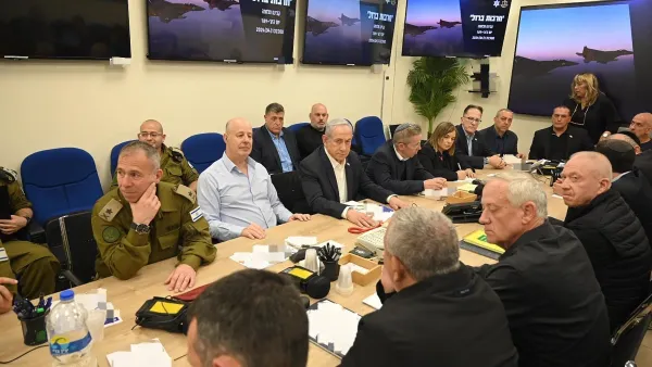  Netanyahu and the War Council 