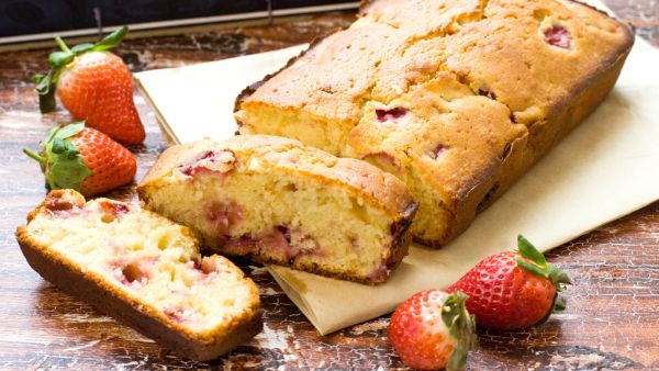 وصفات ربيعية: كعكة الفراولة والموز