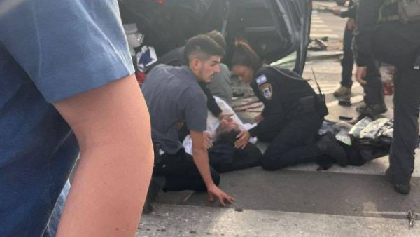 Ben Gvir Injured in overturns car accident near stabbing scene
