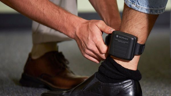 Berg Insight: The number of participants in electronic offender monitoring programmes reached 1.4 million in Europe and the Americas in 2023 Berg Insight: The number of participants in electronic offender monitoring programmes reached 1.4 million in Europe and the Americas in 2023