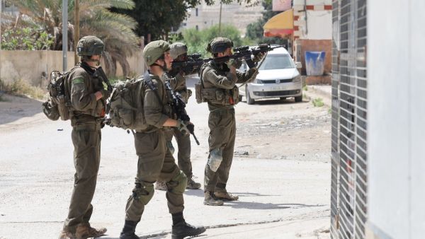 قوات الاحتلال اعتقلت 8430 فلسطينيا في الضفة الغربية والقدس المحتلة