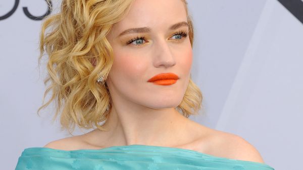 Julia Garner