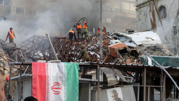 الهجوم أسفر عن مقتل قائد الحرس الثوري في سوريا ولبنان الهجوم أسفر عن مقتل قائد الحرس الثوري في سوريا ولبنان