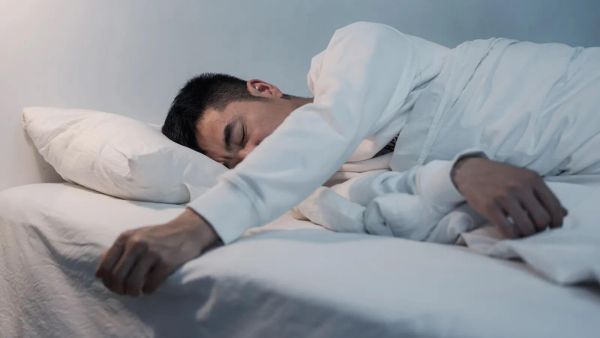 تفسير رؤية السحر في المنام للرجل الأعزب والمتزوج