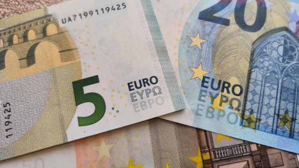 سعر صرف اليورو مقابل الليرة السورية