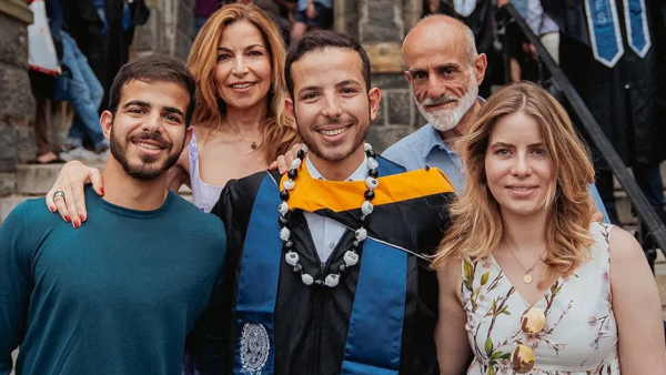 الأمير طلال بن محمد والأميرة غيداء في تخرج نجلهم البكر الأمير حسين من جامعة جورجتاون  2023