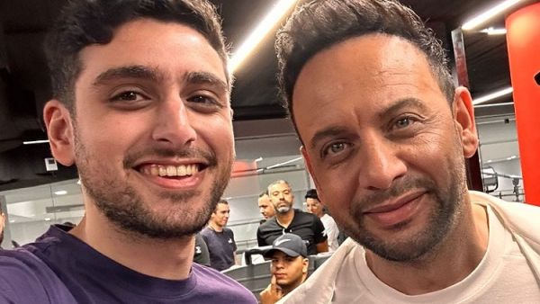 مصطفى قمر وابنه تيام