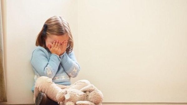 العثور على الآلاف من الصور المثيرة، في جهاز الكمبيوتر الخاص بالمتهم