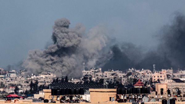  عدد النازحين الذين فروا من رفح وصل إلى 150 ألف شخص