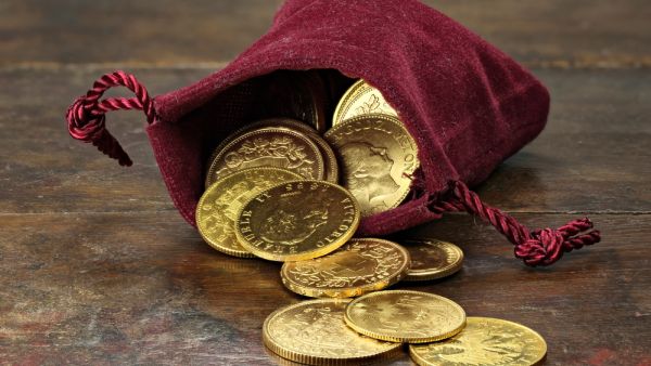 Gold prices in Qatar Today Monday, May 20, 2024. (Shutterstock)