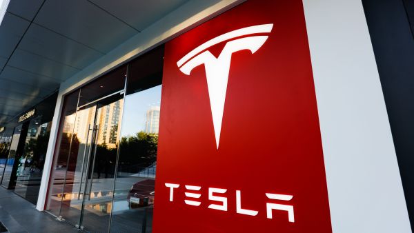 Elon Musk wants to hire laid off Tesla Supercharger team employees back now