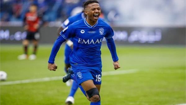 الكلمة الأخيرة لمانشيني!! لاعب الهلال "مستبعد" من الأخضر