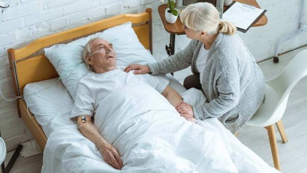 تفسير حلم الموت للشخص نفسه للعزباء وللمتزوجة وللمطلقة