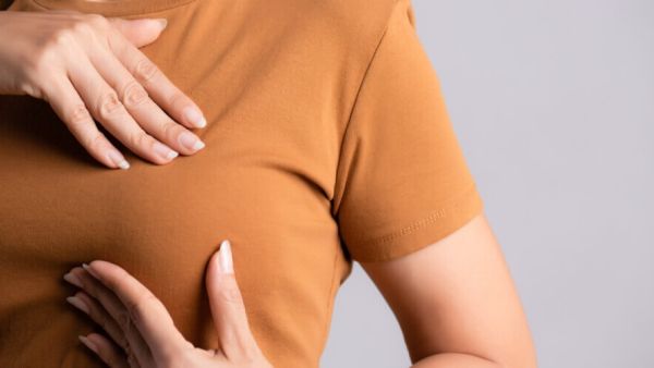 تفسير حلم رضاعة الزوج من ثدي زوجته للحامل وللمتزوجة وللرجل