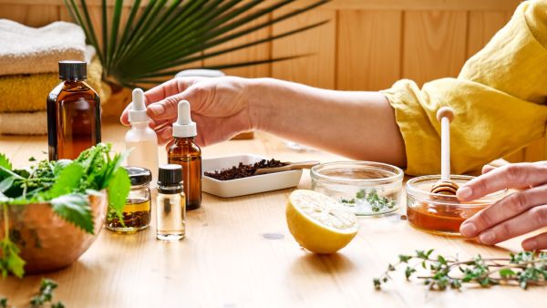 4 خطوات سهلة لتنظيف أجهزة سخانات الشمع