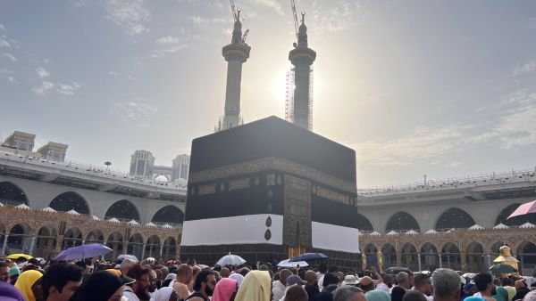شارك هذا العام نحو 1.83 مليون حاج، منهم 1.6 مليون من الخارج، بحسب السلطات السعودية