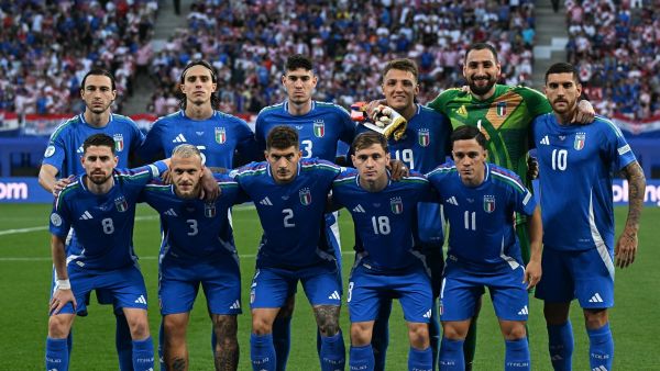 Italy's players pose for a team photo ahead of kick-off in the UEFA Euro 2024 Group B football match between the Croatia and Italy at the Leipzig Stadium in Leipzig on June 24, 2024. (Photo by GABRIEL BOUYS / AFP)