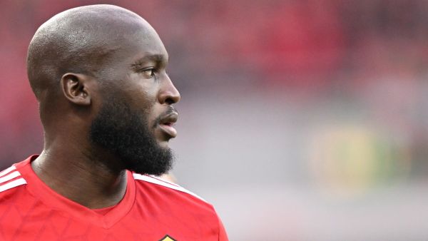 Roma's Belgian midfielder #90 Romelu Lukaku warms up ahead the UEFA Europa League semi final second leg football match between Bayer Leverkusen and ASC Roma in Leverkusen, on May 9, 2024. (Photo by Kirill KUDRYAVTSEV / AFP)