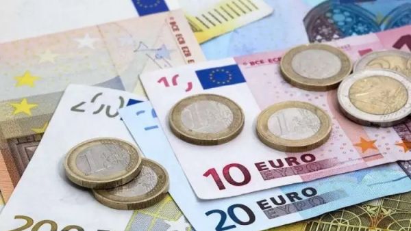 سعر اليورو مقابل الليرة السورية