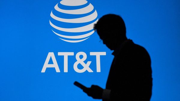 AT&T pays a hacker $400k to purge stolen phone records