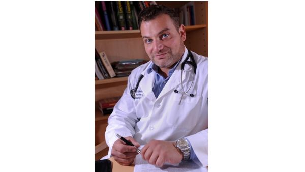 الدكتور شربل أبي خليل دراسة لوايل كورنيل للطب - قطر تقدّم رؤية متعمقة جديدة عن الآليات الجزيئية التي تربط السكري من النوع الثاني بأمراض القلب والأوعية الدموية