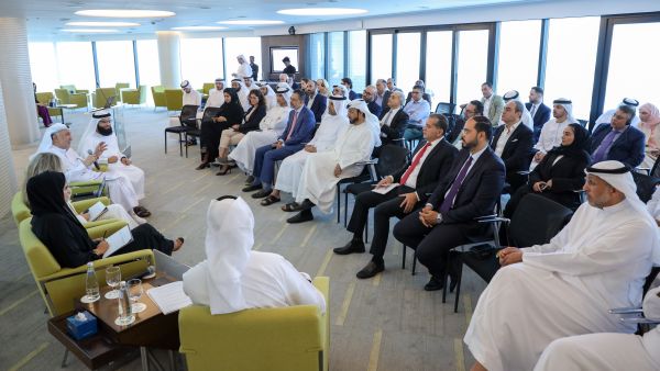 مركز دبي للشركات العائلية يناقش "استخدامات الوقف والمؤسسات وصناديق العُهد في الشركات العائ