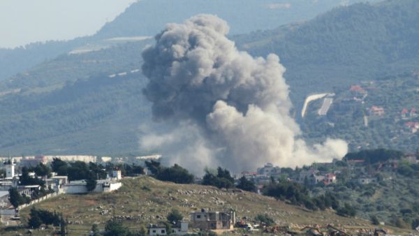 قصف اسرائيلي لمواقع في جنوب لبنان