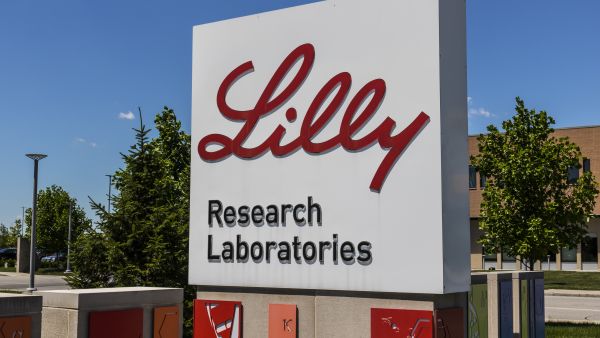 FDA approves endorsed Alzheimer's drug for early symptoms