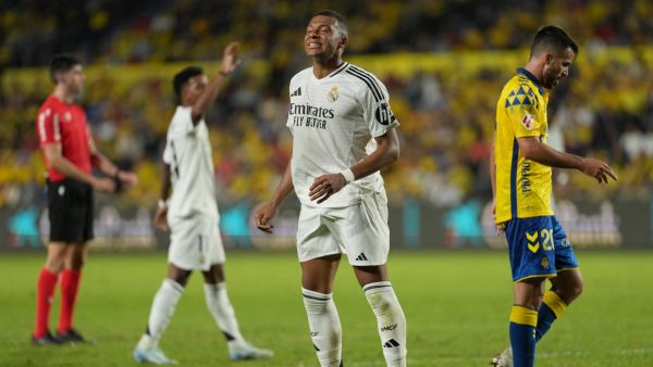 تعادل مخيب لريال مدريد (Photo by Cesar Manso / AFP)