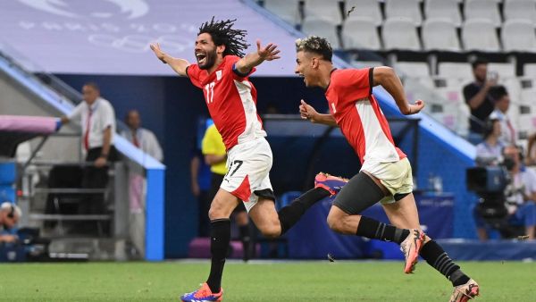 موعد مباراة مصر وفرنسا في نصف نهائي أولمبياد باريس 2024 والقنوات الناقلة (Photo by Sylvain THOMAS / AFP) موعد مباراة مصر وفرنسا في نصف نهائي أولمبياد باريس 2024 والقنوات الناقلة