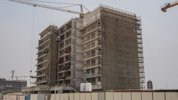 عزيزي للتطوير تُنجز 41% من مشروعها "عزيزي فيستا" في مدينة دبي للاستوديوهات عزيزي للتطوير تُنجز 41% من مشروعها "عزيزي فيستا" في مدينة دبي للاستوديوهات