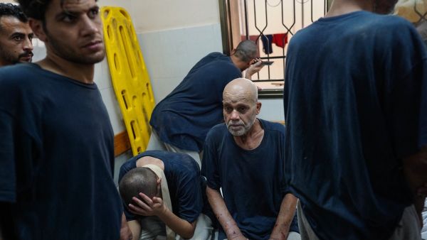 غارة تستهدف مدرسة مصطفى حافظ غرب مدينة غزة