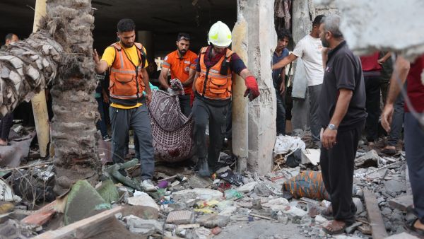 القصف المكثف على القطاع أدى إلى استشهاد 48 فلسطينيا في مختلف المناطق منذ فجر السبت