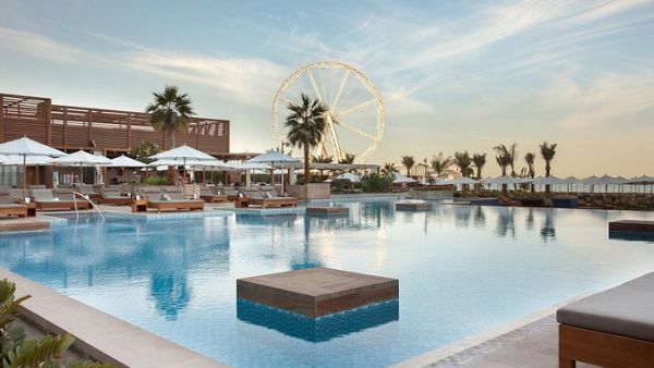 Rixos Premium Dubai and McLaren Dubai showcases the Style and Class of the Artura Spider