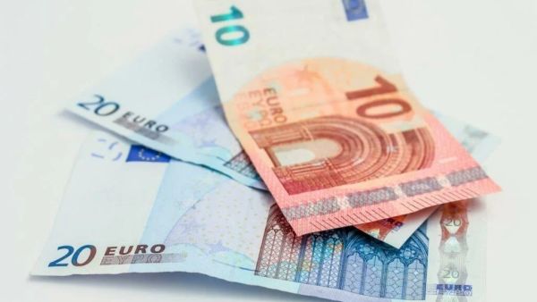 سعر اليورو مقابل الليرة السورية