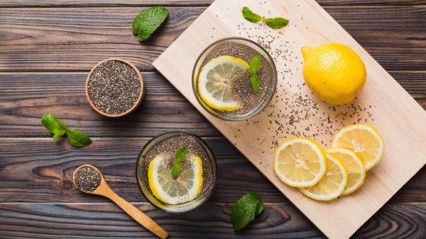 طبيب البوابة: 5 طرق لذيذة لشرب ماء بذور الشيا